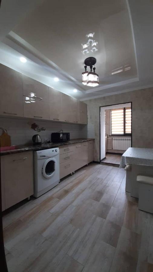 Apartment On Toktogula Bishkek Exterior photo
