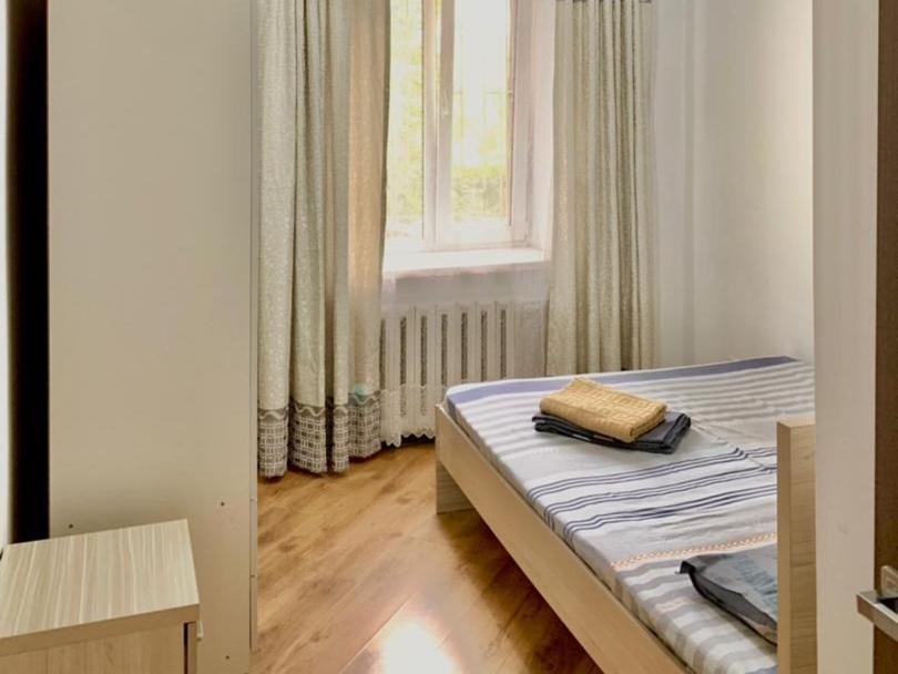 Apartment On Toktogula Bishkek Exterior photo